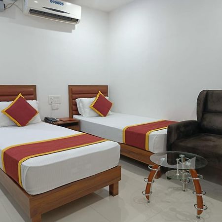 Hotel Executive Inn Hailakandi المظهر الخارجي الصورة