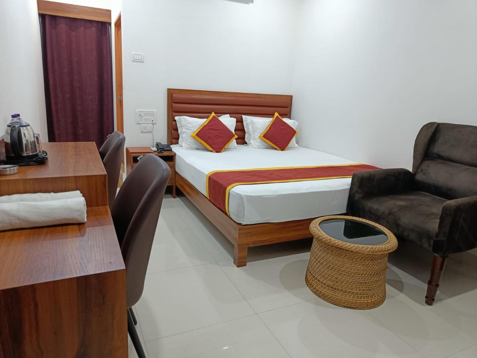 Hotel Executive Inn Hailakandi المظهر الخارجي الصورة