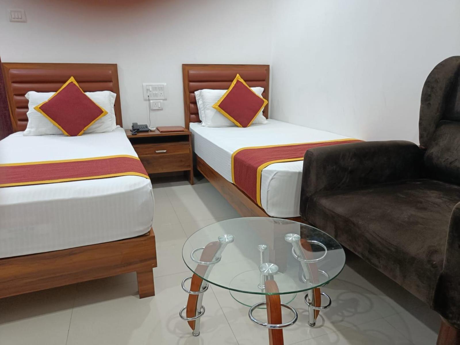 Hotel Executive Inn Hailakandi المظهر الخارجي الصورة