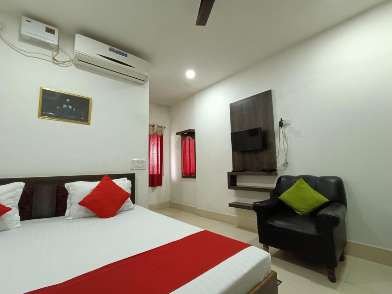Hotel Executive Inn Hailakandi المظهر الخارجي الصورة